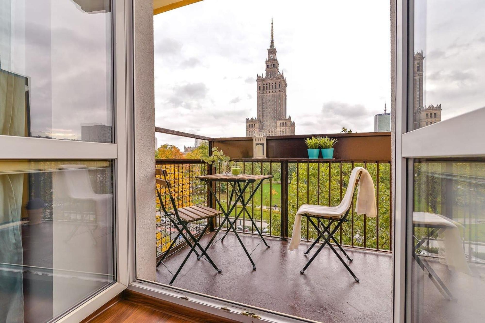 Cozy Apartment With Balcony - Palace Of Culture By Rent Like Home Warsaw Luaran gambar